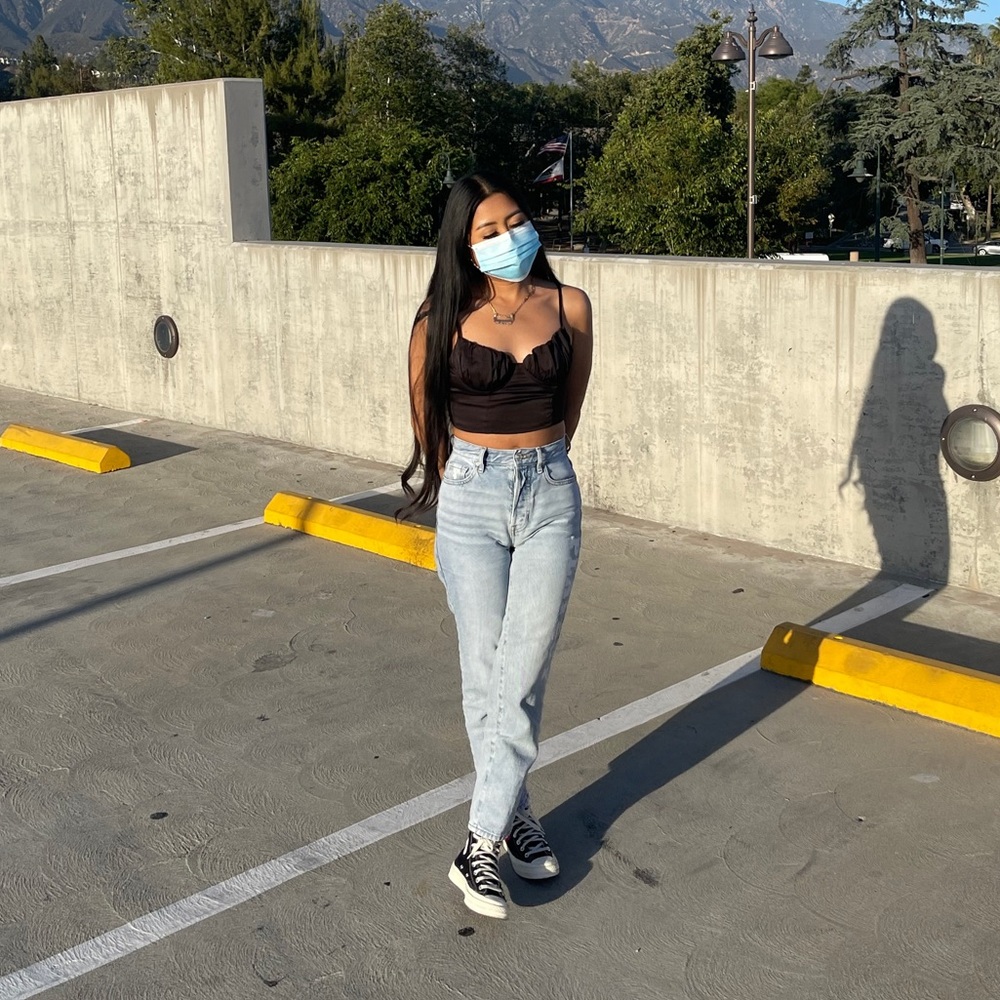 Meet your Posher, Dayanara